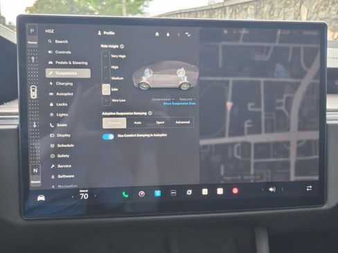 Used 2022 Tesla Model X image 44