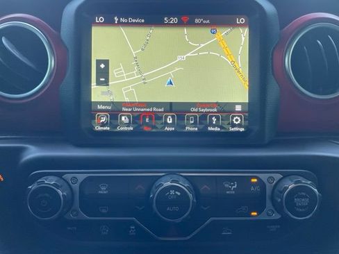 Used 2023 Jeep Wrangler Unlimited Rubicon AWD/4WD image 19