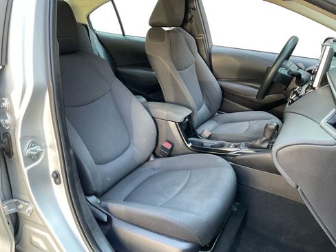 Used 2021 Toyota Corolla LE image 25