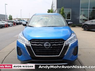 New 2025 Nissan Kicks Play S video 2