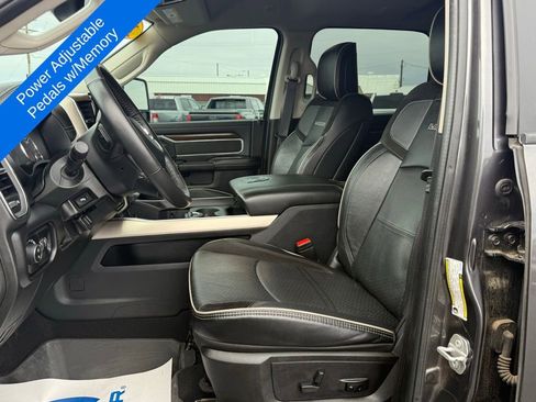 Used 2024 RAM 3500 Laramie image 17