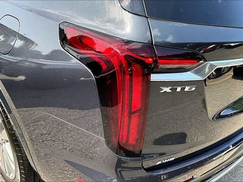 Used 2023 Cadillac XT6 Premium Luxury w/ Platinum Package AWD/4WD image 25
