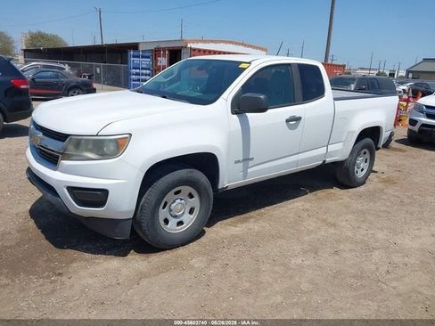 Used 2018 Chevrolet Colorado W/T w/ WT Convenience Package RWD image 2