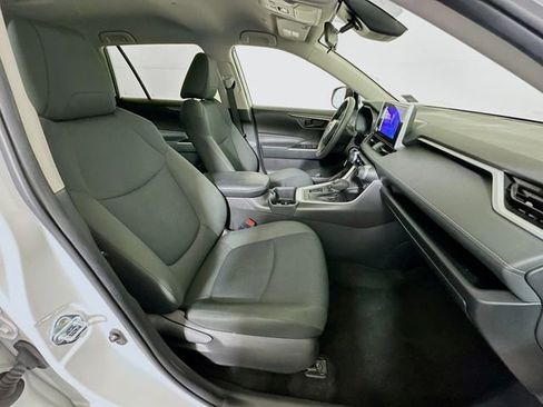 Certified 2024 Toyota RAV4 LE image 27