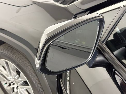 Used 2022 Toyota RAV4 XLE Premium AWD/4WD image 13