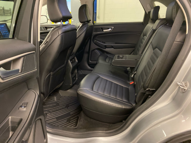 Used 2024 Ford Edge SEL AWD/4WD image 34