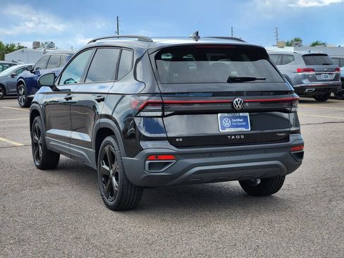 Certified 2025 Volkswagen Taos SE AWD/4WD image 5