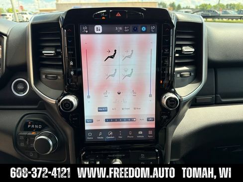 Used 2025 RAM 1500 Big Horn AWD/4WD image 18