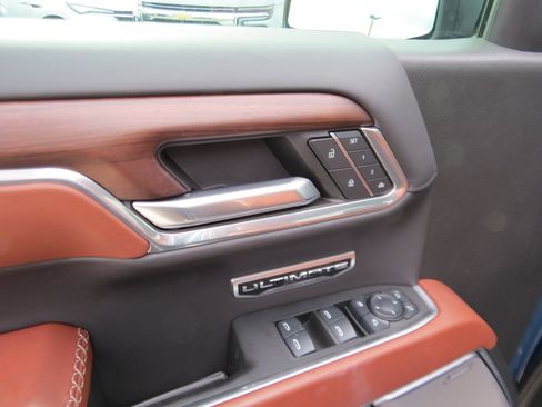 Used 2024 GMC Sierra 1500 Denali Ultimate image 21