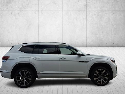 New 2026 Volkswagen Atlas SEL Premium R-Line image 4