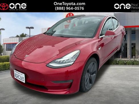 Used 2018 Tesla Model 3 RWD image 1