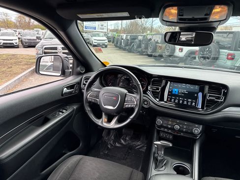 Used 2024 Dodge Durango SXT w/ SXT Blacktop Group AWD/4WD image 32