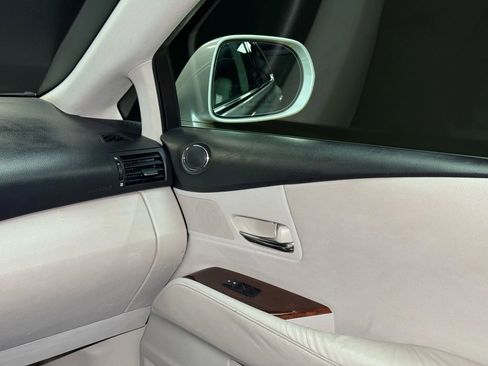 Used 2011 Lexus RX 350 2WD image 27