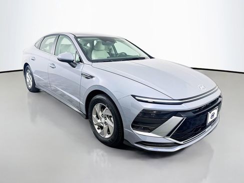 New 2026 Hyundai Sonata SE image 3