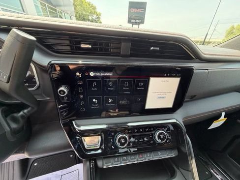 New 2026 GMC Sierra 2500 AT4 w/ AT4 Premium Plus Package AWD/4WD image 12