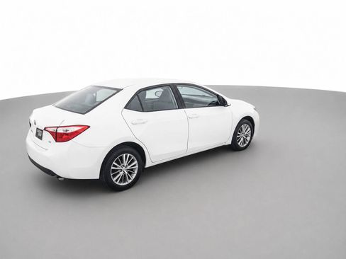 Used 2015 Toyota Corolla LE FWD image 5