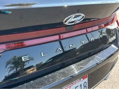 Used 2023 Hyundai Elantra Limited w/ Cargo Package image 39