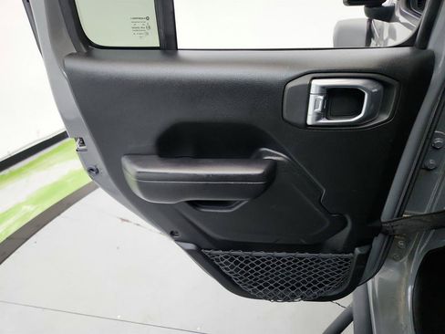 Used 2020 Jeep Gladiator Mojave w/ Cold Weather Group AWD/4WD image 22