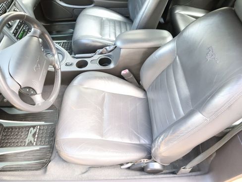 Used 2004 Ford Mustang GT image 39