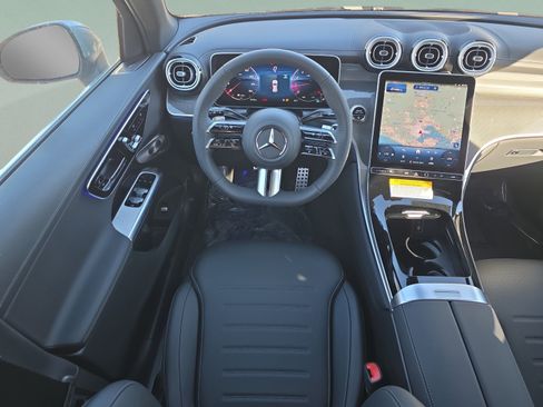Certified 2026 Mercedes-Benz GLC 300 image 11