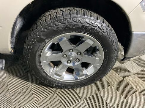 Used 2009 Dodge Ram 1500 Truck Laramie AWD/4WD image 39