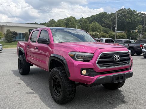 Used 2016 Toyota Tacoma SR5 w/ SR5 Appearance Package (SN) RWD image 3