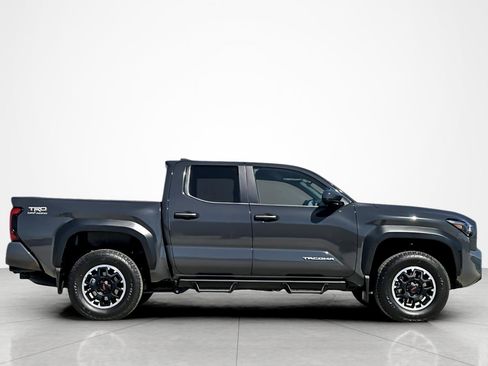 Certified 2026 Toyota Tacoma TRD Off-Road AWD/4WD image 6