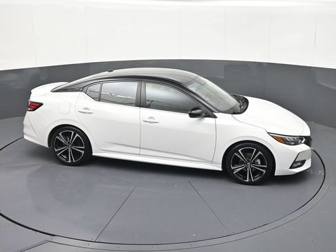 Used 2023 Nissan Sentra SR w/ Trunk Package FWD image 27