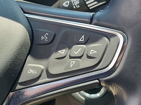 Used 2021 Chevrolet Equinox LT FWD image 21