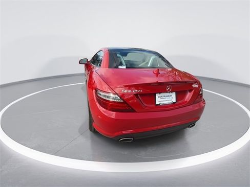 Used 2015 Mercedes-Benz SLK 250 image 7
