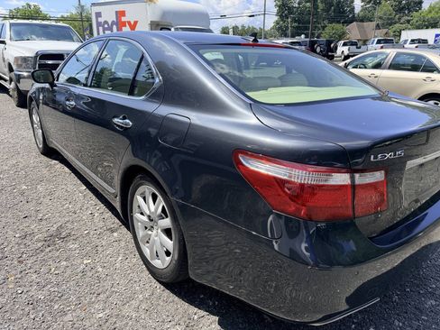 Used 2008 Lexus LS 460 RWD image 9