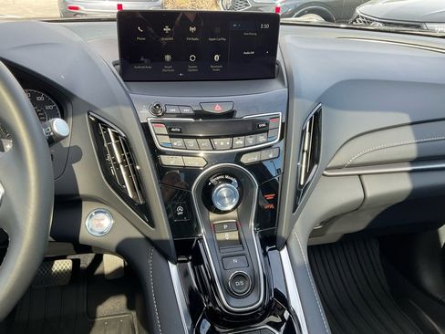 Certified 2025 Acura RDX SH-AWD image 16