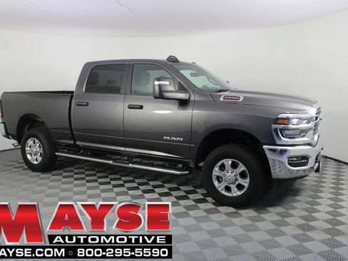Used 2026 RAM 2500 Big Horn AWD/4WD image 1