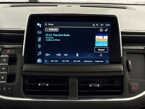 Used 2022 Chevrolet Tahoe RST AWD/4WD image 17