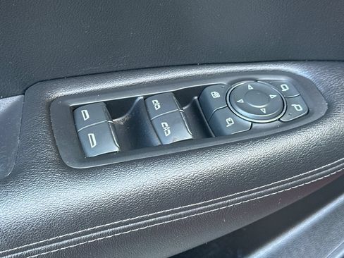 Used 2023 Cadillac XT5 Premium Luxury w/ Technology Package FWD image 12