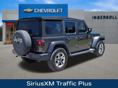 Used 2019 Jeep Wrangler Unlimited Sahara AWD/4WD image 26