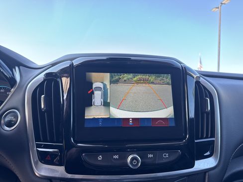 Used 2018 Chevrolet Traverse Premier AWD/4WD image 26