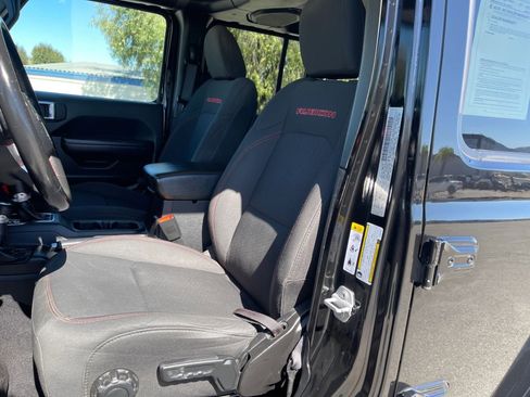 Used 2019 Jeep Wrangler Unlimited Rubicon image 15