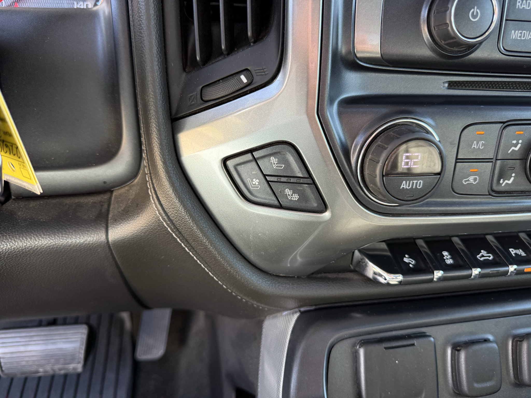 Used 2017 Chevrolet Silverado 2500 LTZ w/ Duramax Plus Package AWD/4WD image 25