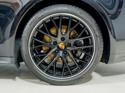 Used 2018 Porsche Panamera 4S AWD/4WD image 13