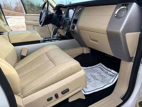 Used 2017 Ford Expedition EL Limited w/ Equipment Group 301A image 30