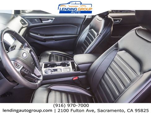 Used 2020 Ford Edge SEL image 16