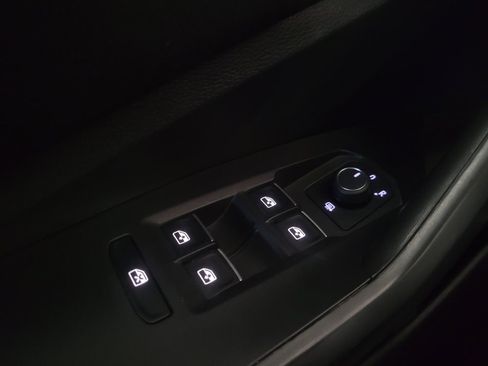 Used 2025 Volkswagen Jetta Sport FWD image 27