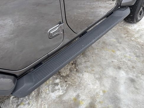 Used 2021 Jeep Wrangler Unlimited Sahara w/ Uconnect 4C Nav & Sound Group image 12