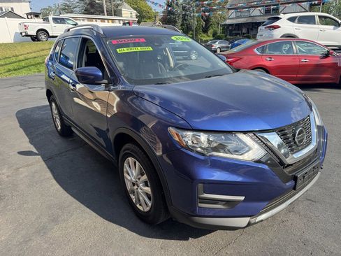Used 2019 Nissan Rogue SV AWD/4WD image 4