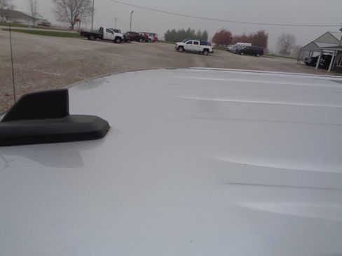 Used 2017 GMC Savana 3500 LT w/ LT Preferred Equipment Group image 28