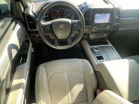 Used 2019 Ford Expedition Limited w/ Equipment Group 302A image 6