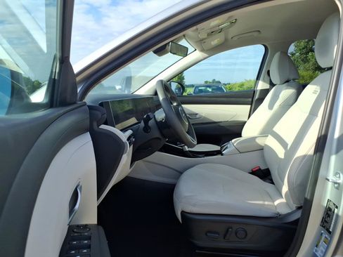 Used 2025 Hyundai Tucson SEL FWD image 17