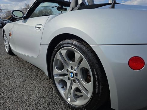 Used 2003 BMW Z4 3.0i image 32