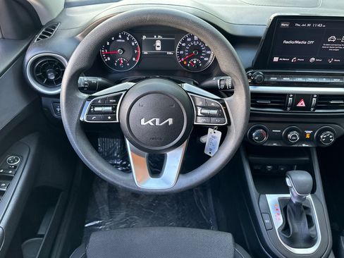 Used 2024 Kia Forte LXS FWD image 15
